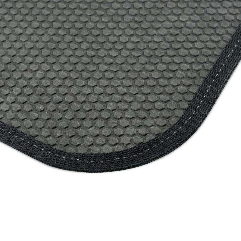 oes car mats (set of 4)